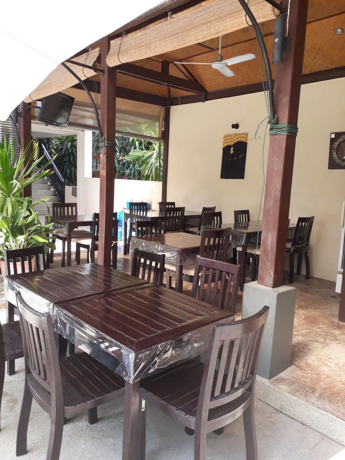 Ampha Place Hotel Mae Nam Exterior photo